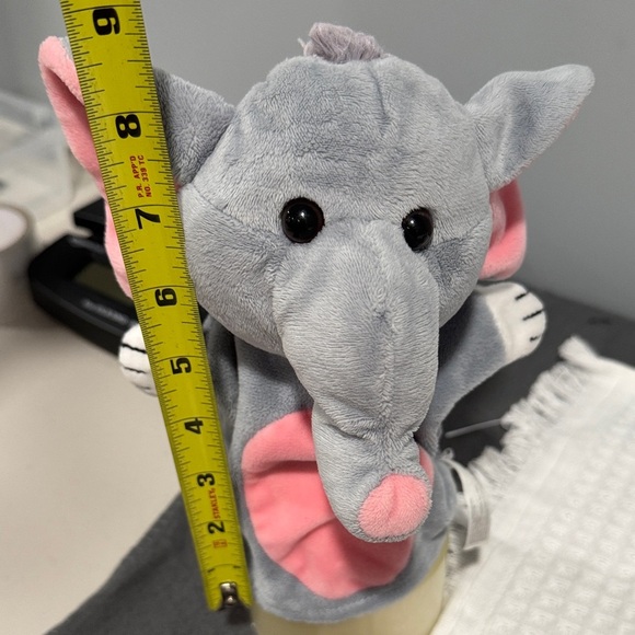 Elephant and Monkey Hand Puppets - Picture 11 of 11